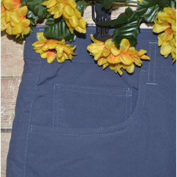 Roundtree & Yorke Performance Blue Knee Length Shorts Size 38 Golfing Stretch - Picture 2 of 6